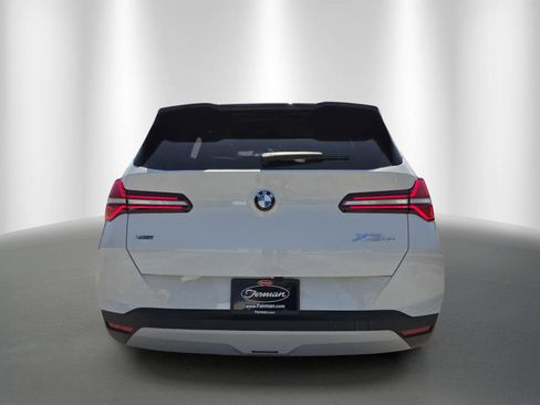 New 2026 BMW X3 xDrive30i w/ Premium Package AWD/4WD image 6