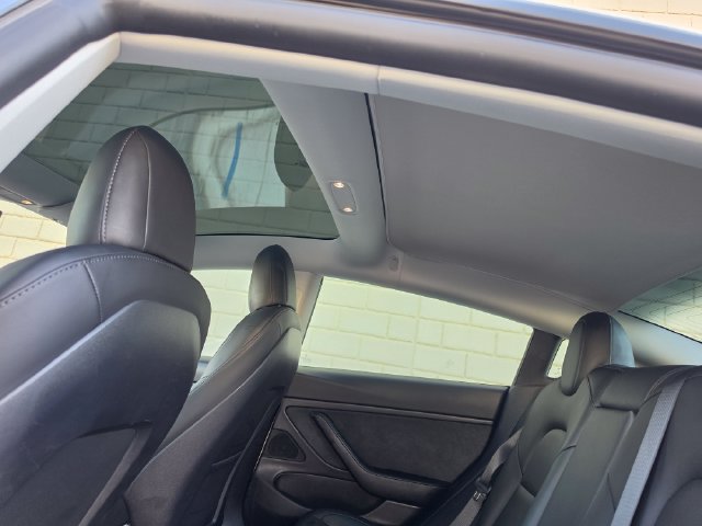 Used 2020 Tesla Model 3 Performance AWD/4WD image 32