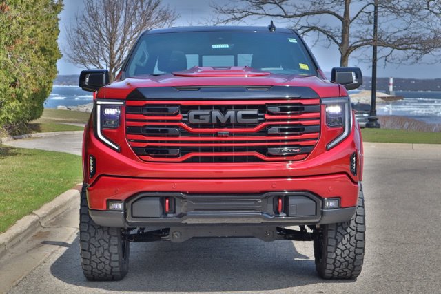 New 2026 GMC Sierra 1500 AT4 w/ Technology Package AWD/4WD image 5