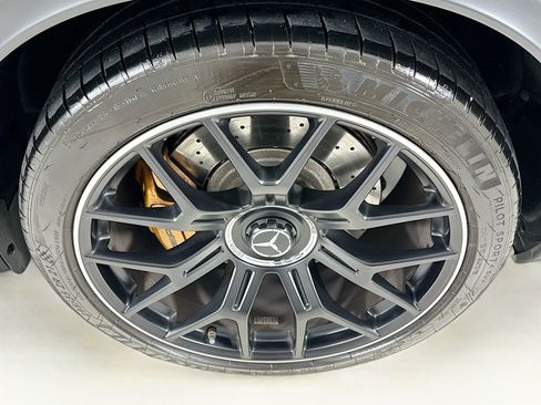 Used 2025 Mercedes-Benz GLC 63 AMG S image 34