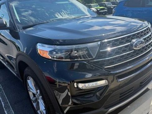 Used 2023 Ford Explorer XLT w/ Equipment Group 202A AWD/4WD image 1