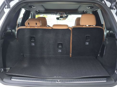 Used 2025 Jeep Grand Cherokee Summit w/ Luxury Tech Group V AWD/4WD image 11