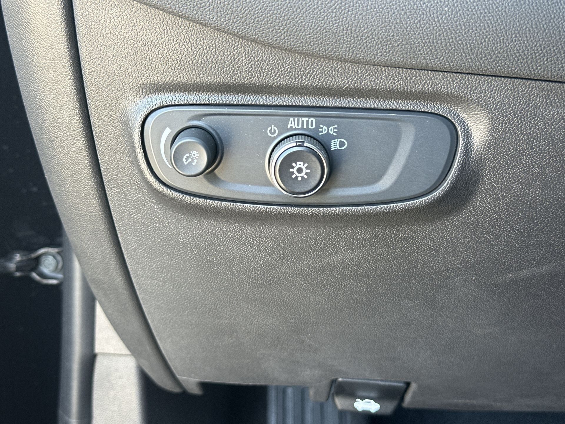 Certified 2024 Chevrolet Equinox LT AWD/4WD image 18
