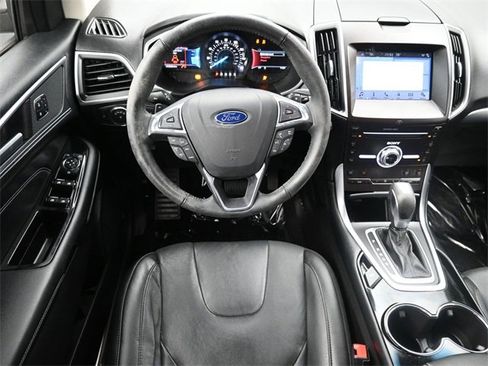 Used 2017 Ford Edge Titanium w/ Equipment Group 301A image 12
