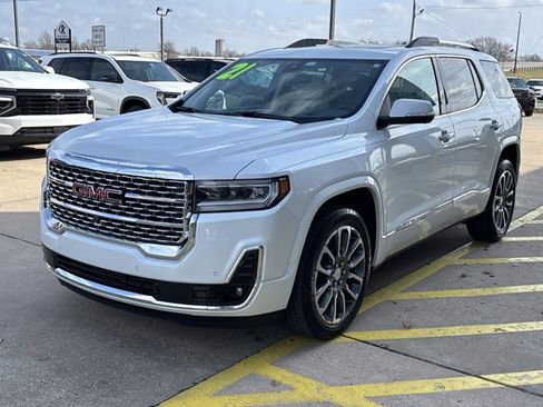 Used 2021 GMC Acadia Denali w/ Denali Technology Package image 10