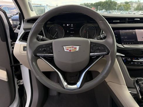 Used 2020 Cadillac XT6 Premium Luxury AWD/4WD image 12