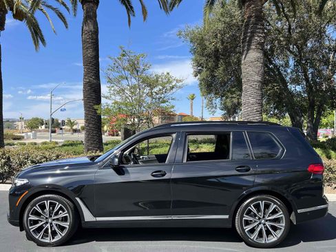 Used 2022 BMW X7 xDrive40i w/ Premium Package image 86