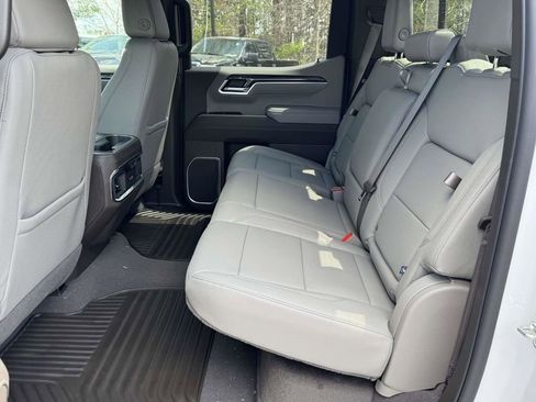 New 2026 Chevrolet Silverado 1500 LTZ w/ LTZ Premium Package AWD/4WD image 16