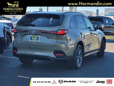 Used 2025 MAZDA CX-70 3.3 Turbo w/ Preferred Package AWD/4WD image 4