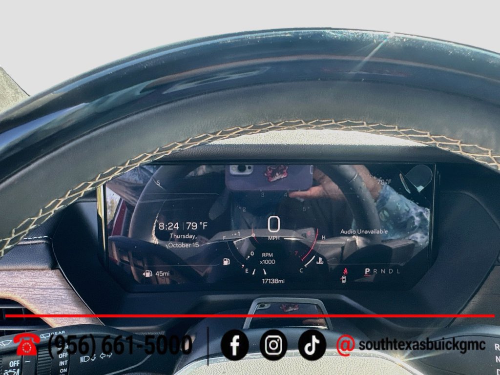 Used 2026 GMC Acadia Denali Ultimate FWD image 15