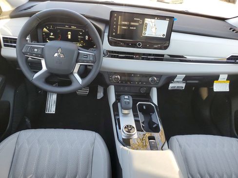 New 2026 Mitsubishi Outlander SEL FWD image 7