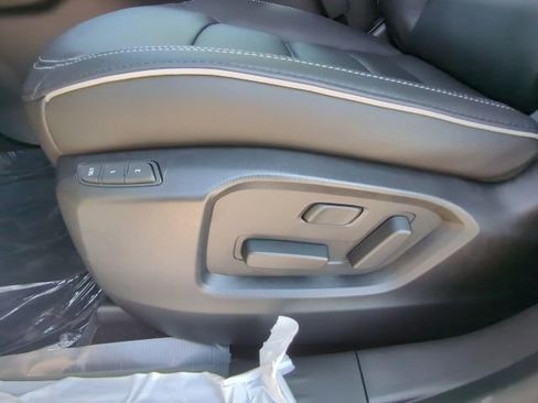 Used 2025 MAZDA CX-5 AWD 2.5 S w/ Premium Plus Pkg image 11