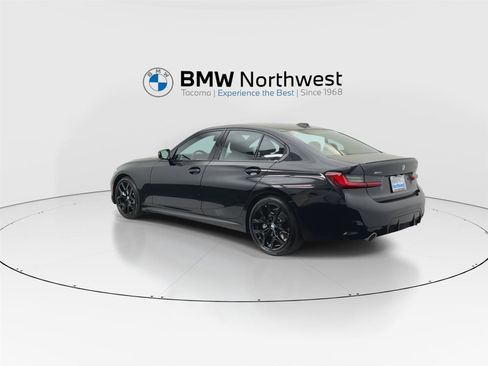 Used 2026 BMW 330i xDrive Sedan w/ M Sport Package AWD/4WD image 12