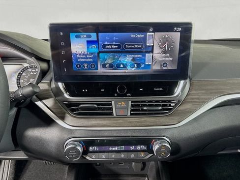 New 2026 Nissan Altima 2.5 SV w/ SV Special Edition Package FWD image 12