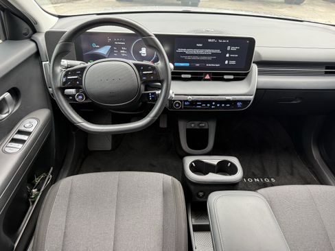 Used 2024 Hyundai Ioniq 5 SEL RWD image 14