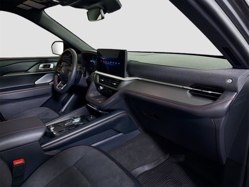 Used 2025 Ford Explorer ST w/ Sun And Sound Package image 33