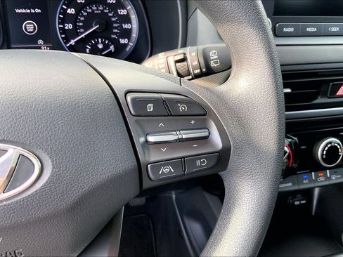 Used 2023 Hyundai Kona SEL w/ Cargo Package FWD image 11