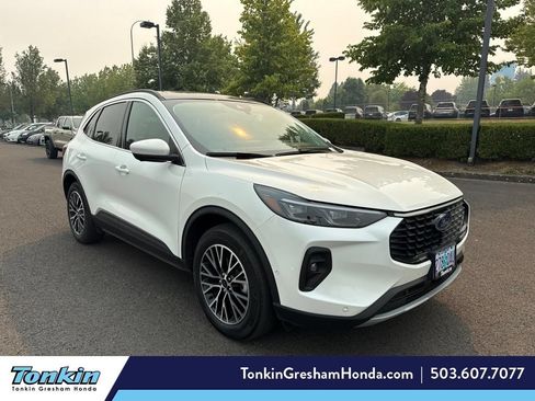 Used 2023 Ford Escape SE w/ PHEV Premium Package FWD image 1