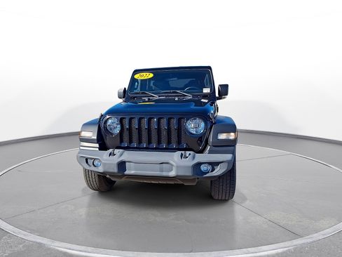 Used 2022 Jeep Wrangler Unlimited Sport AWD/4WD image 3