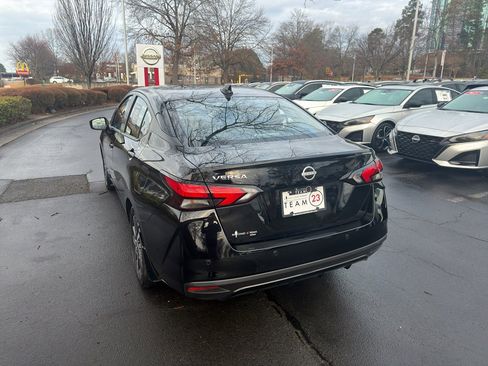 Used 2025 Nissan Versa SV w/ Trunk Package image 5