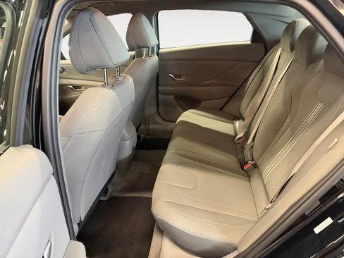 Used 2026 Hyundai Elantra Sport image 23