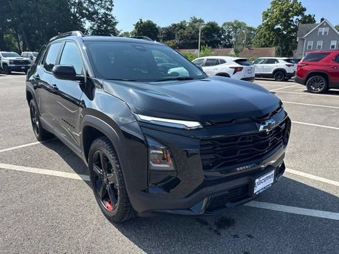 Used 2026 Chevrolet Equinox RS w/ LPO, Floor Liner Package AWD/4WD image 4