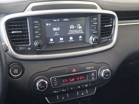 Used 2020 Kia Sorento EX FWD image 31