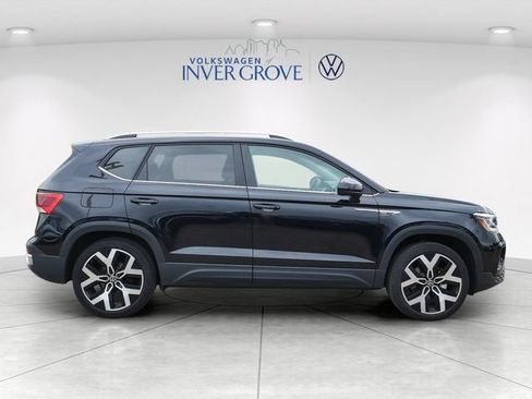 Certified 2023 Volkswagen Taos SEL AWD/4WD image 8