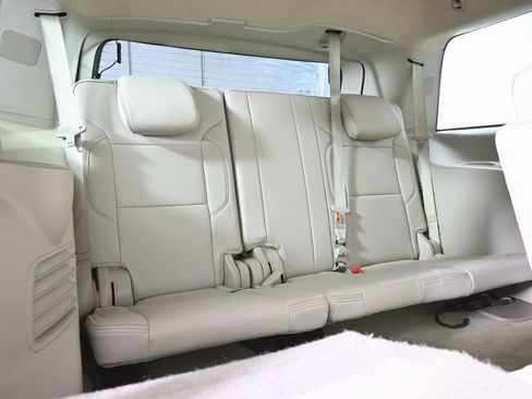 Used 2017 GMC Yukon Denali image 16