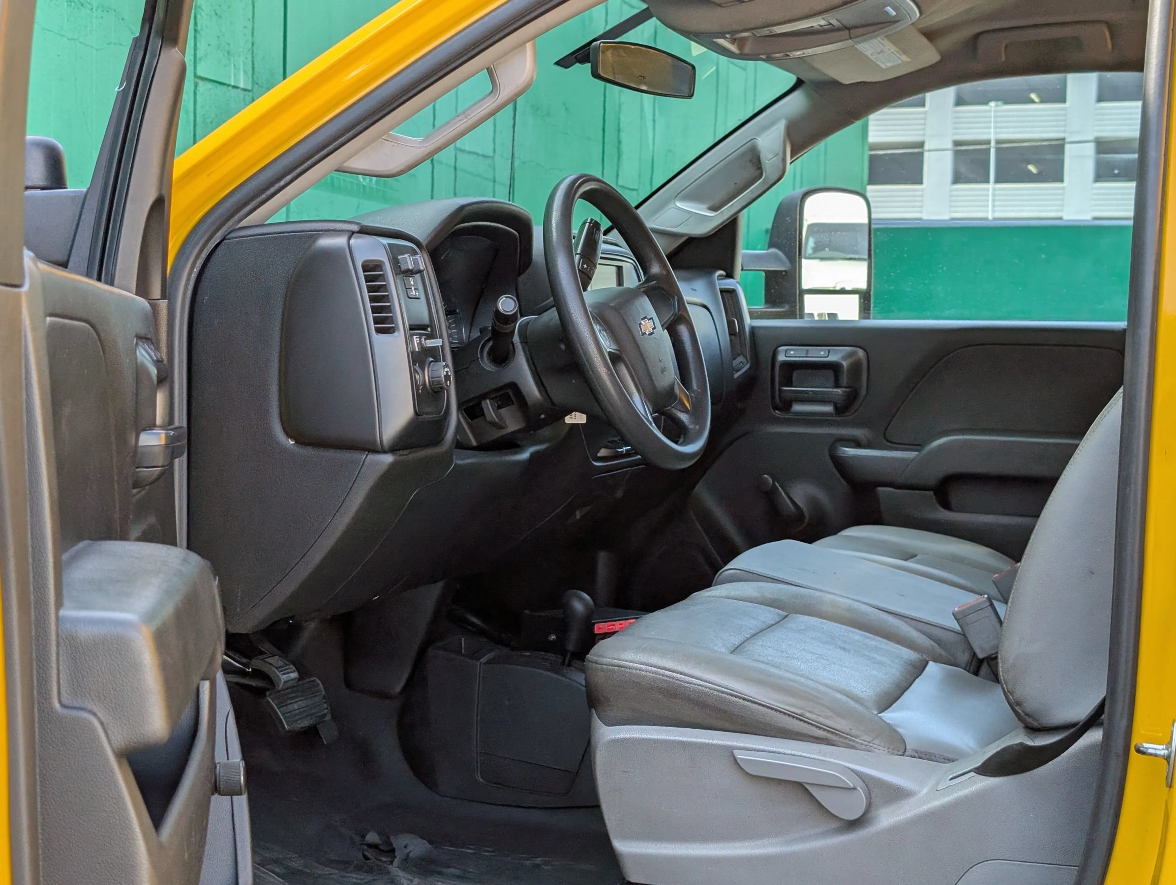 Used 2018 Chevrolet Silverado 3500 W/T AWD/4WD image 22