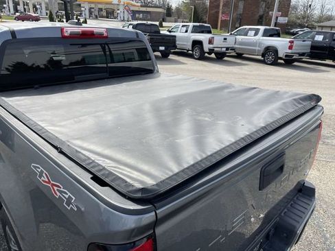 Used 2021 Chevrolet Colorado LT w/ LT Convenience Package image 22