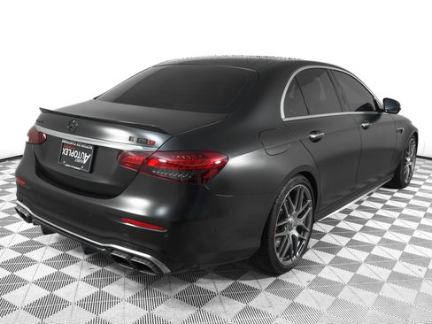 Used 2023 Mercedes-Benz E 63 AMG S image 4
