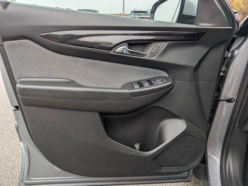 Used 2024 Chevrolet TrailBlazer LT w/ LT Cold Weather Package image 7