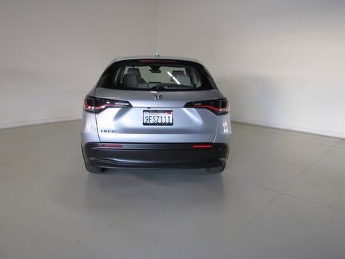 Certified 2023 Honda HR-V LX image 22