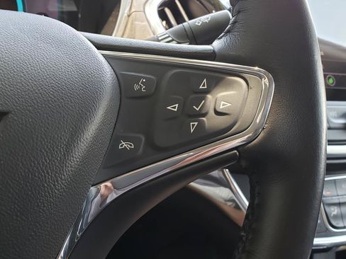 Used 2019 Chevrolet Volt Premier w/ Driver Confidence II Package FWD image 21