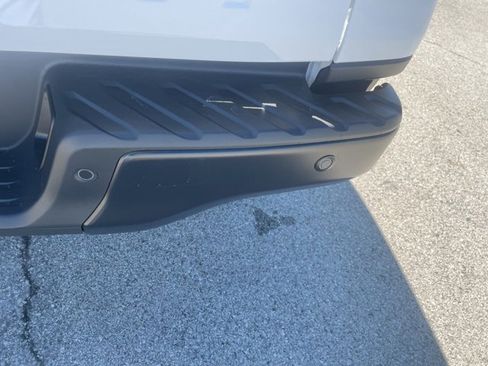 New 2025 Ford Ranger XLT w/ Equipment Group 301A High image 12