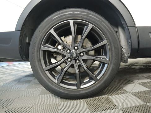 Used 2019 Ford Explorer XLT w/ Equipment Group 202A image 33