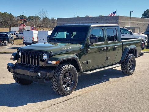 Used 2023 Jeep Gladiator Willys image 7