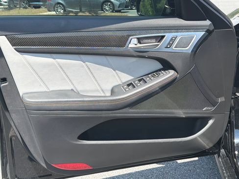 Used 2018 Genesis G80 3.3T Sport RWD image 12