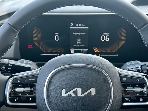 New 2026 Kia Carnival LXS image 20