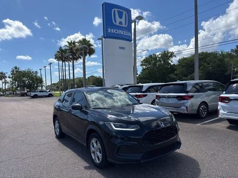 Used 2024 Honda HR-V LX image 2