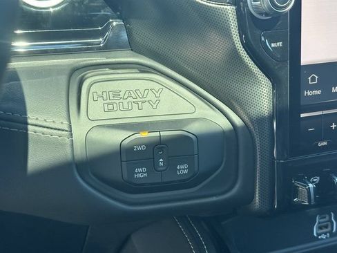 New 2026 RAM 3500 Limited AWD/4WD image 28