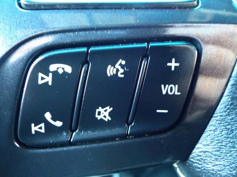 Used 2016 Ford Explorer Platinum image 31