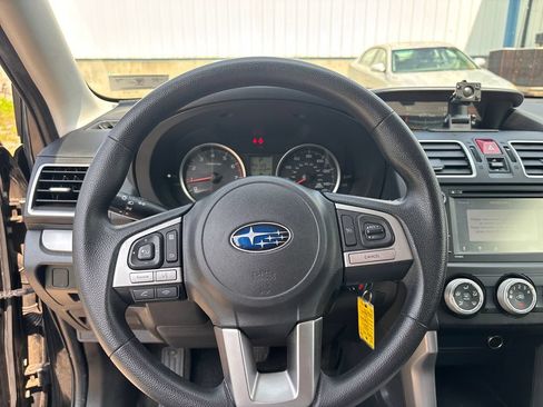 Used 2017 Subaru Forester 2.5i w/ Alloy Wheel Package AWD/4WD image 19