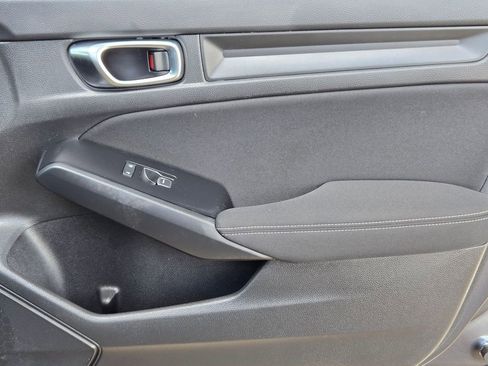 Used 2025 Honda Civic Sport image 28