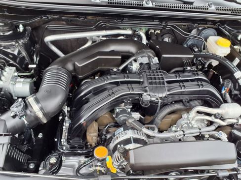 Used 2025 Subaru Crosstrek 2.0i Premium image 17