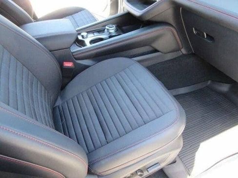 New 2026 Ford Explorer ST-Line w/ ST-Line Street Pack RWD image 21