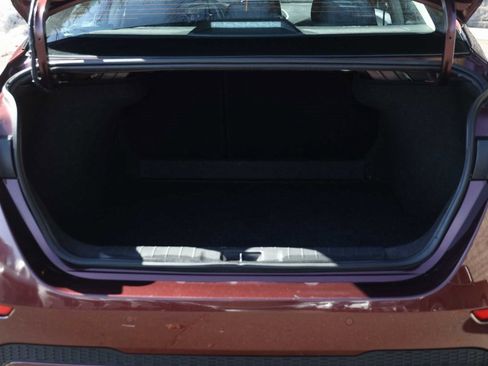 Used 2023 Nissan Sentra SV image 17