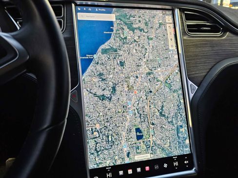 Used 2016 Tesla Model S 75D image 28