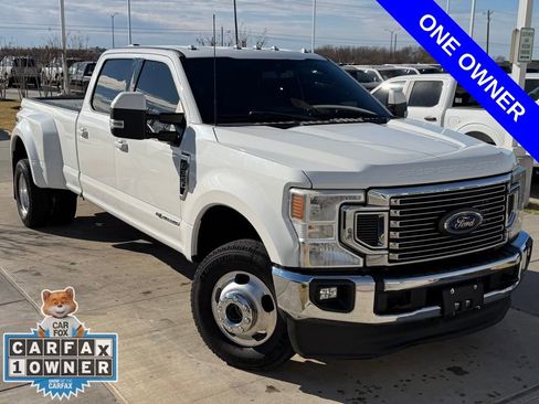 Used 2022 Ford F350 Lariat w/ Lariat Value Package image 4